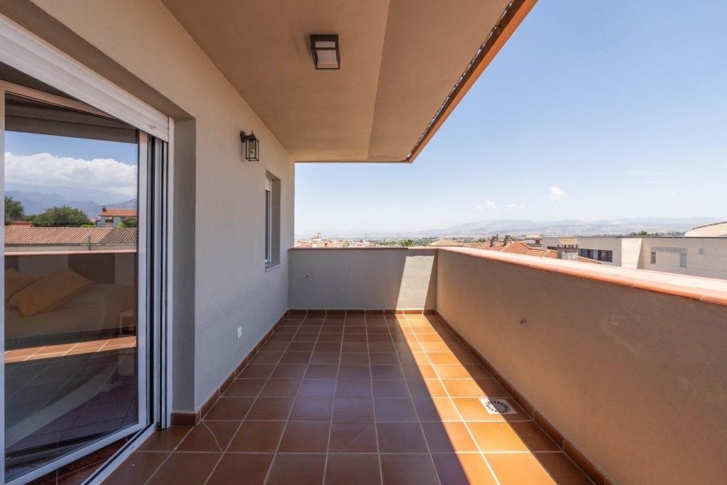 Espectacular casa en Nueva Otura - foto 34