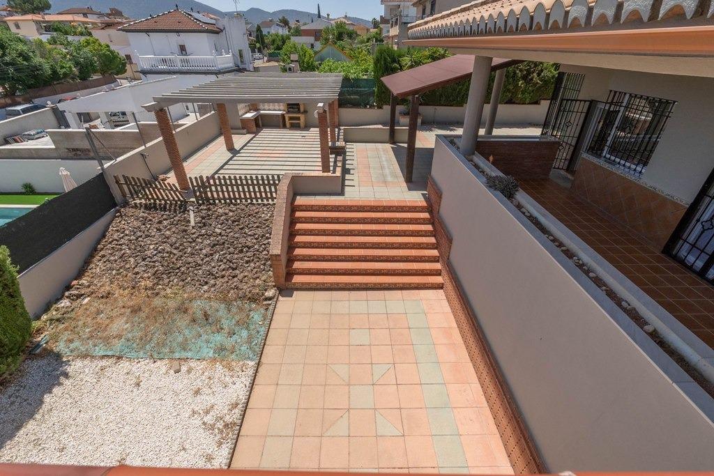 Espectacular casa en Nueva Otura - foto 40