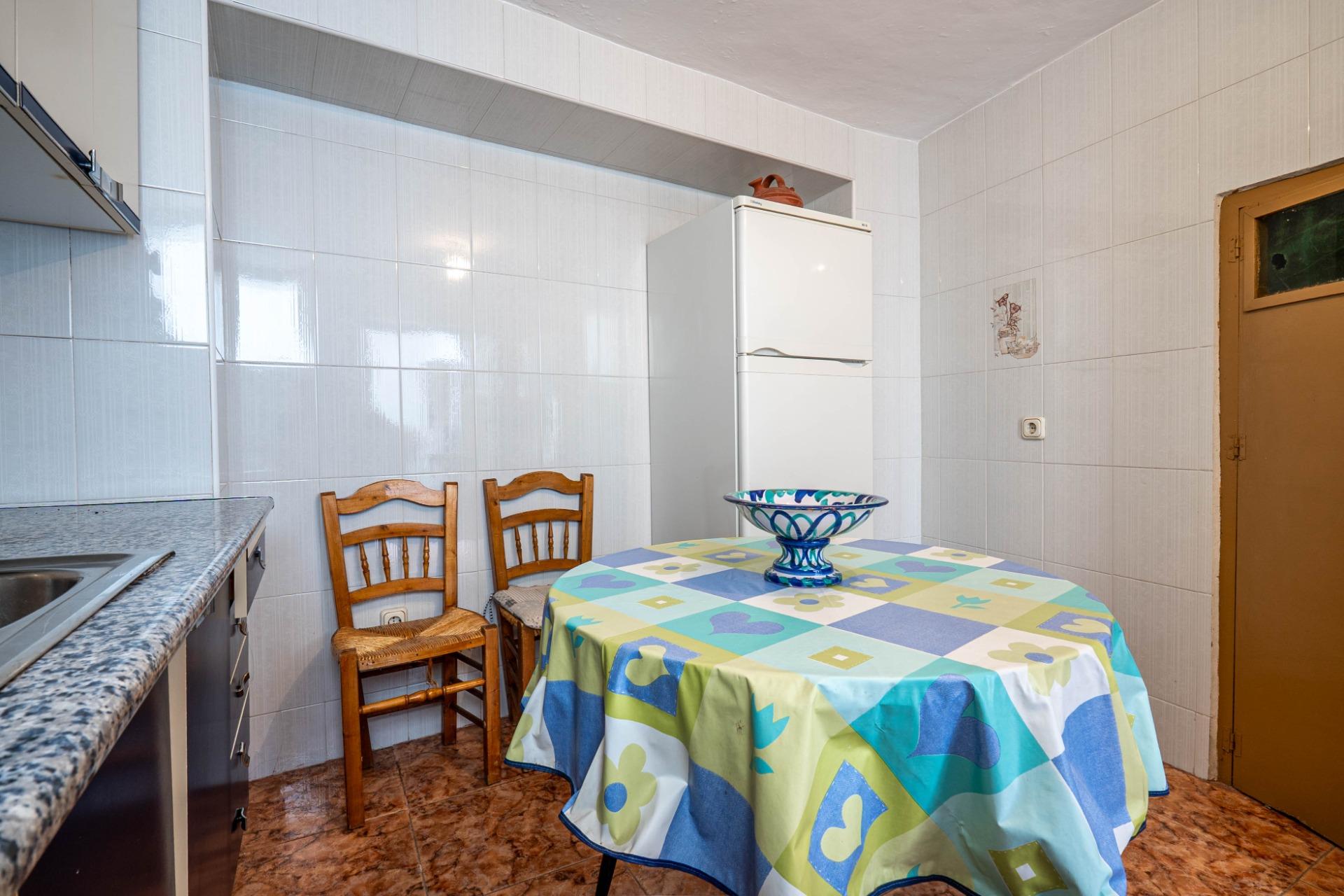 Casa en Albuñuelas con 5 dormitorios y preciosas vistas al V - foto 30