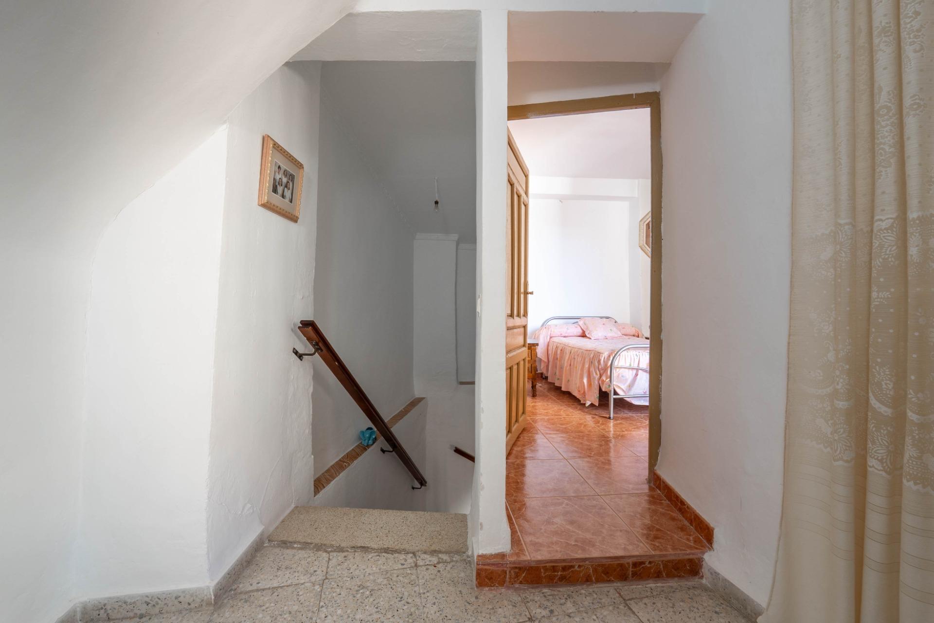 Casa en Albuñuelas con 5 dormitorios y preciosas vistas al V - foto 37