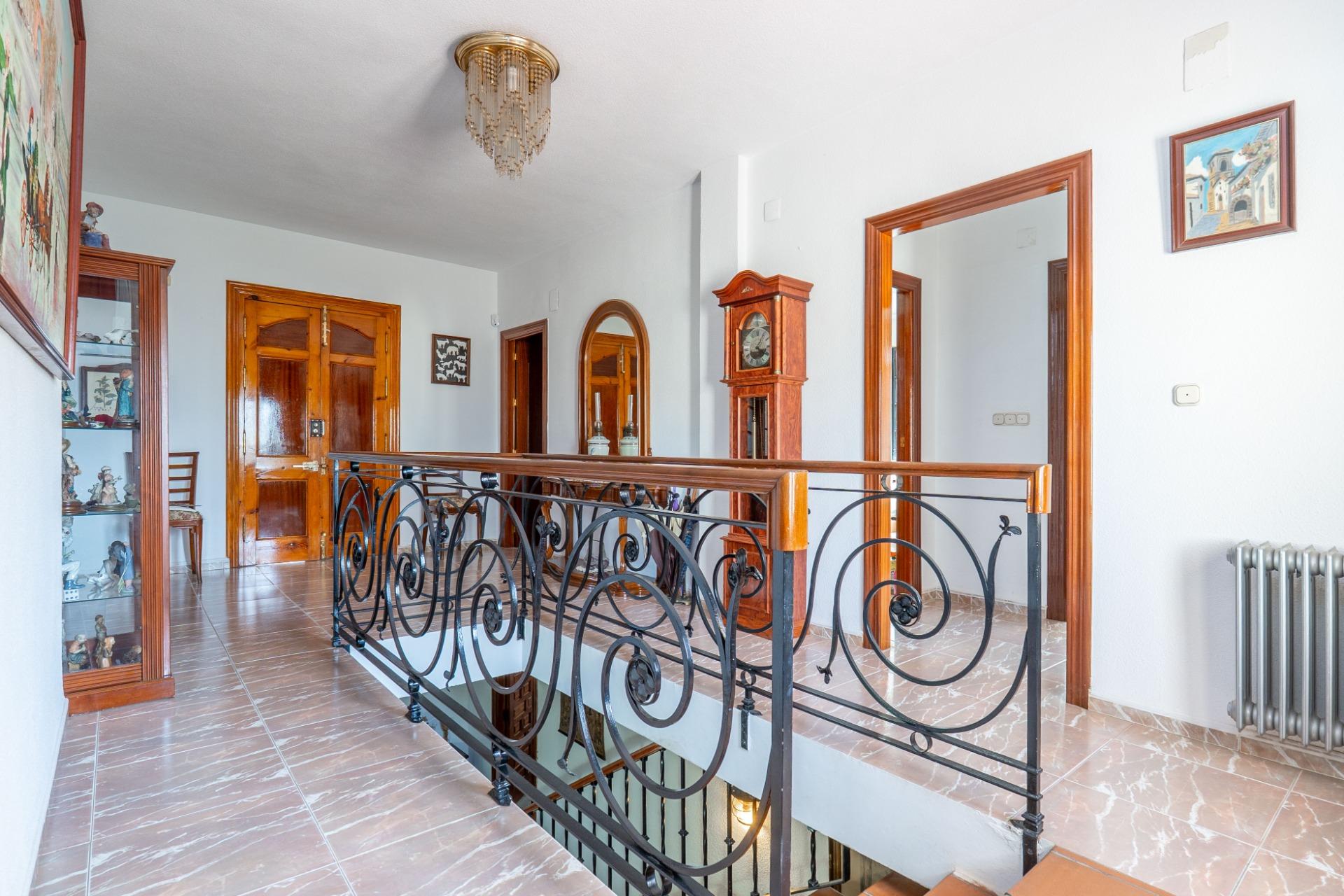 Maravillosa chalet Independiente en Ogijares (Lomalinda) - foto 40