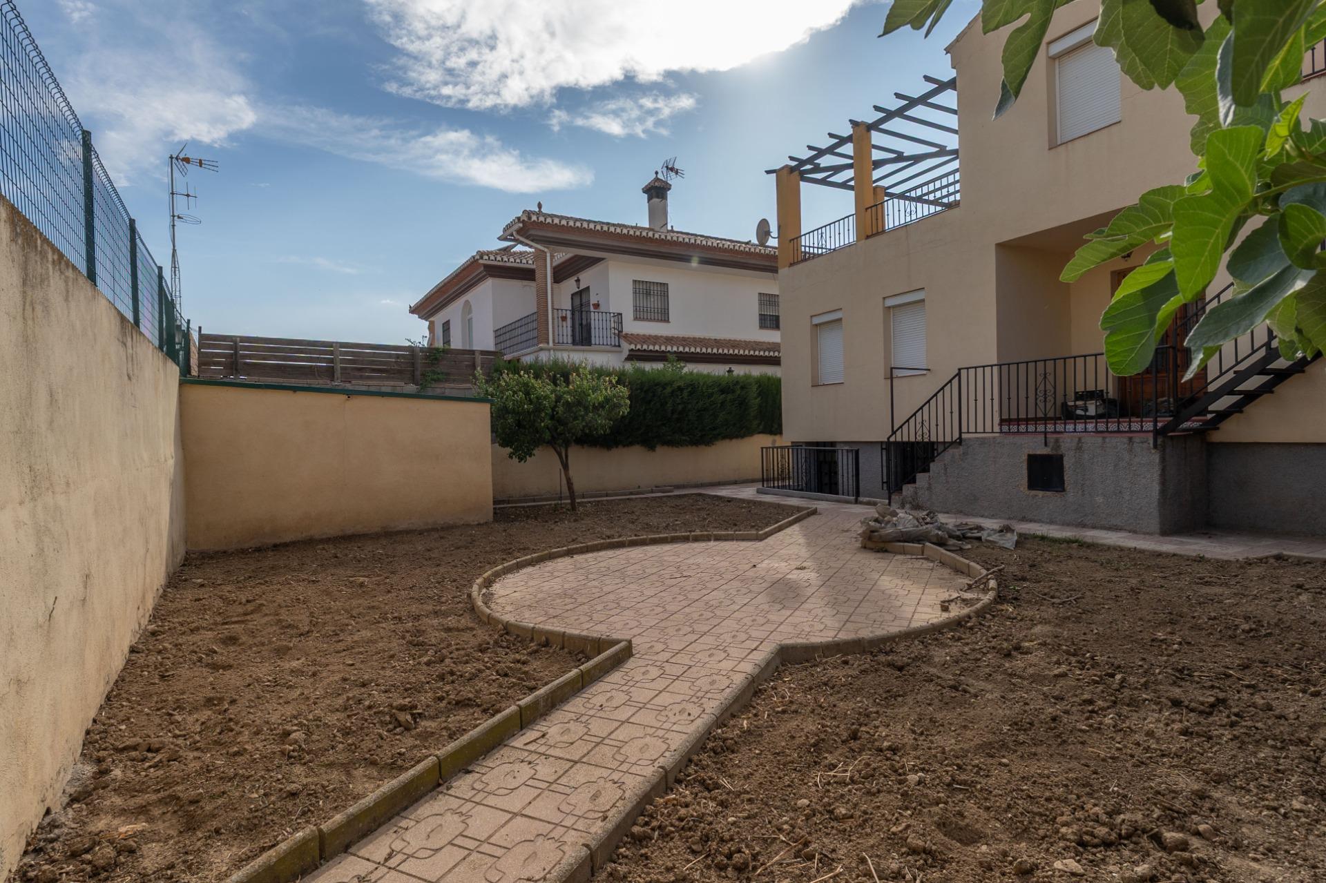 Maravillosa chalet Independiente en Ogijares (Lomalinda) - foto 6