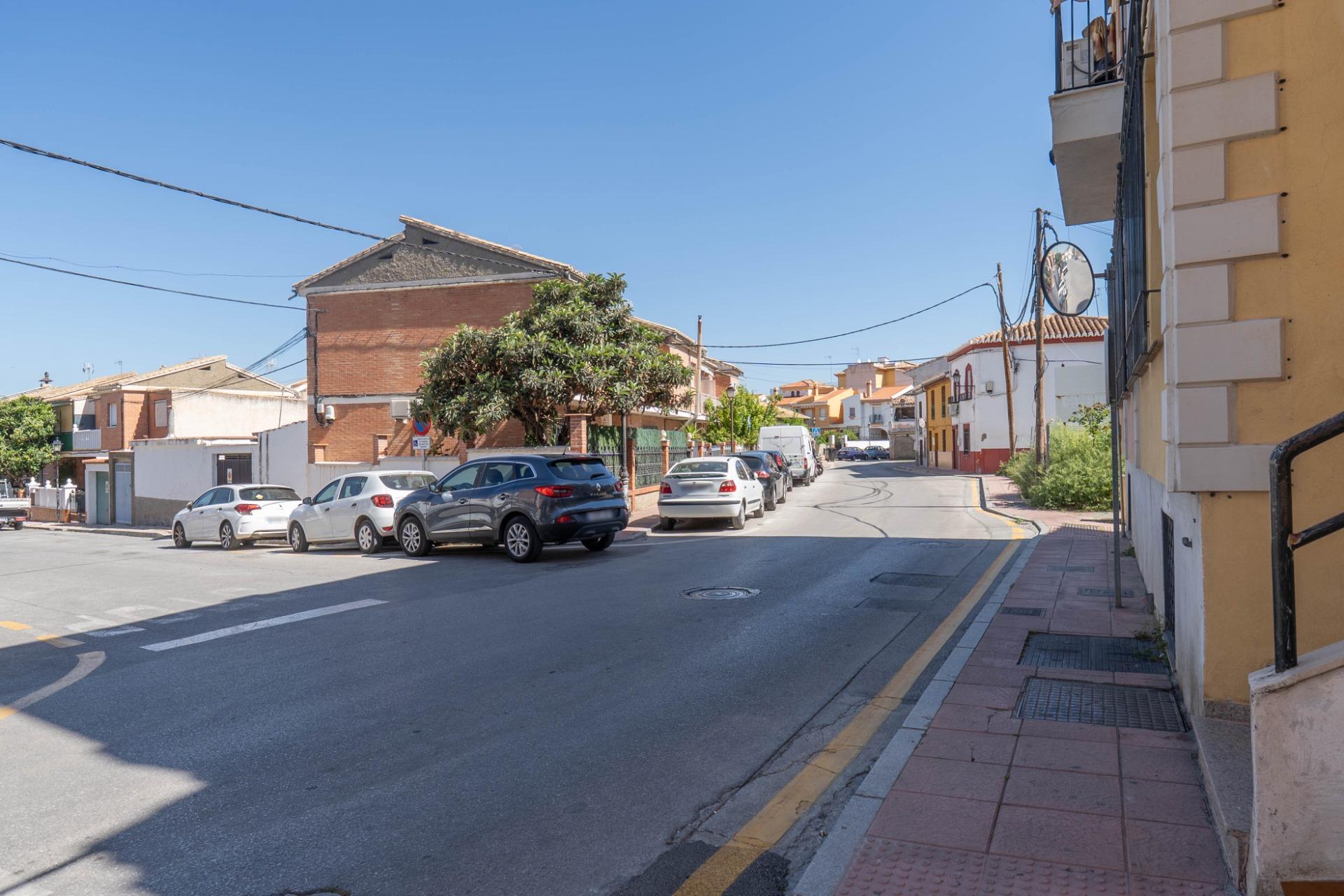 Increíble oportunidad en el centro de la Zubia - foto 16