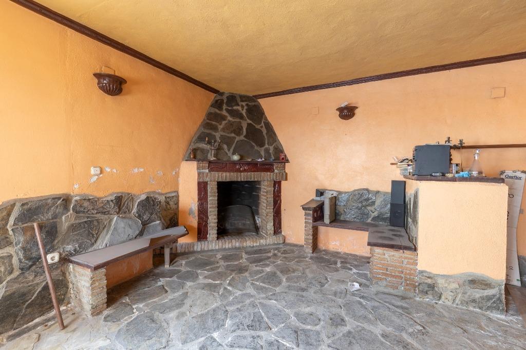 Casa adosada en urbanización con piscina junto al Ferial - foto 23