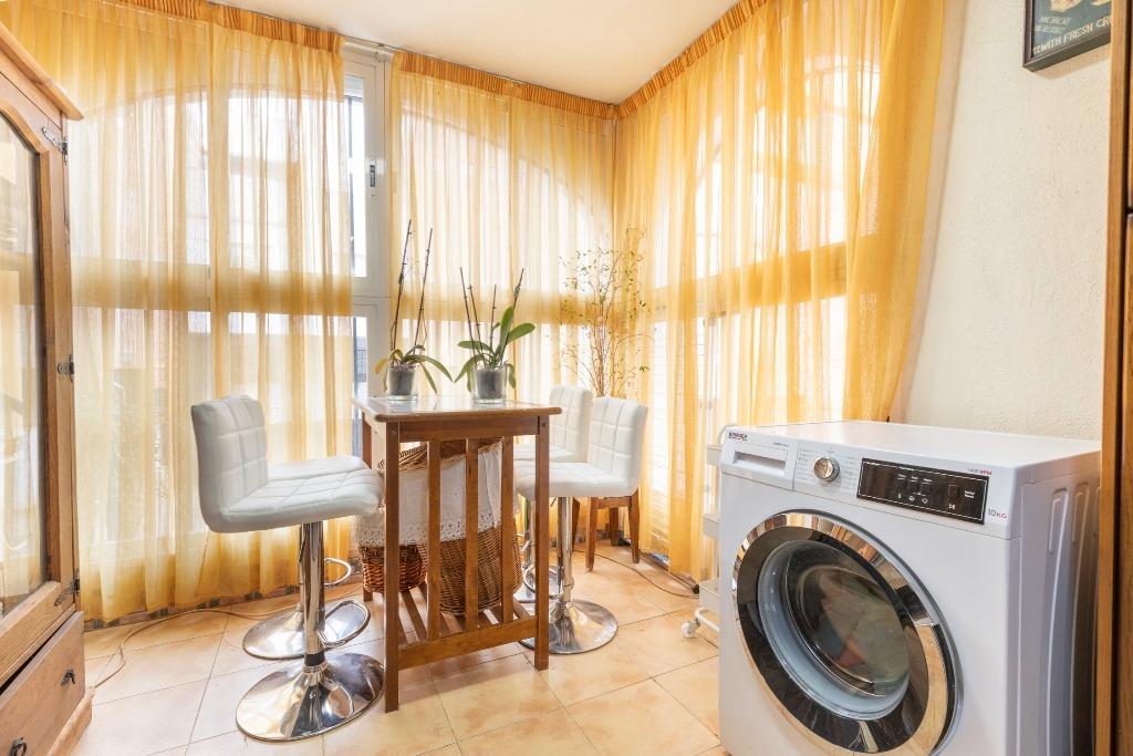 Casa adosada en urbanización con piscina junto al Ferial - foto 33