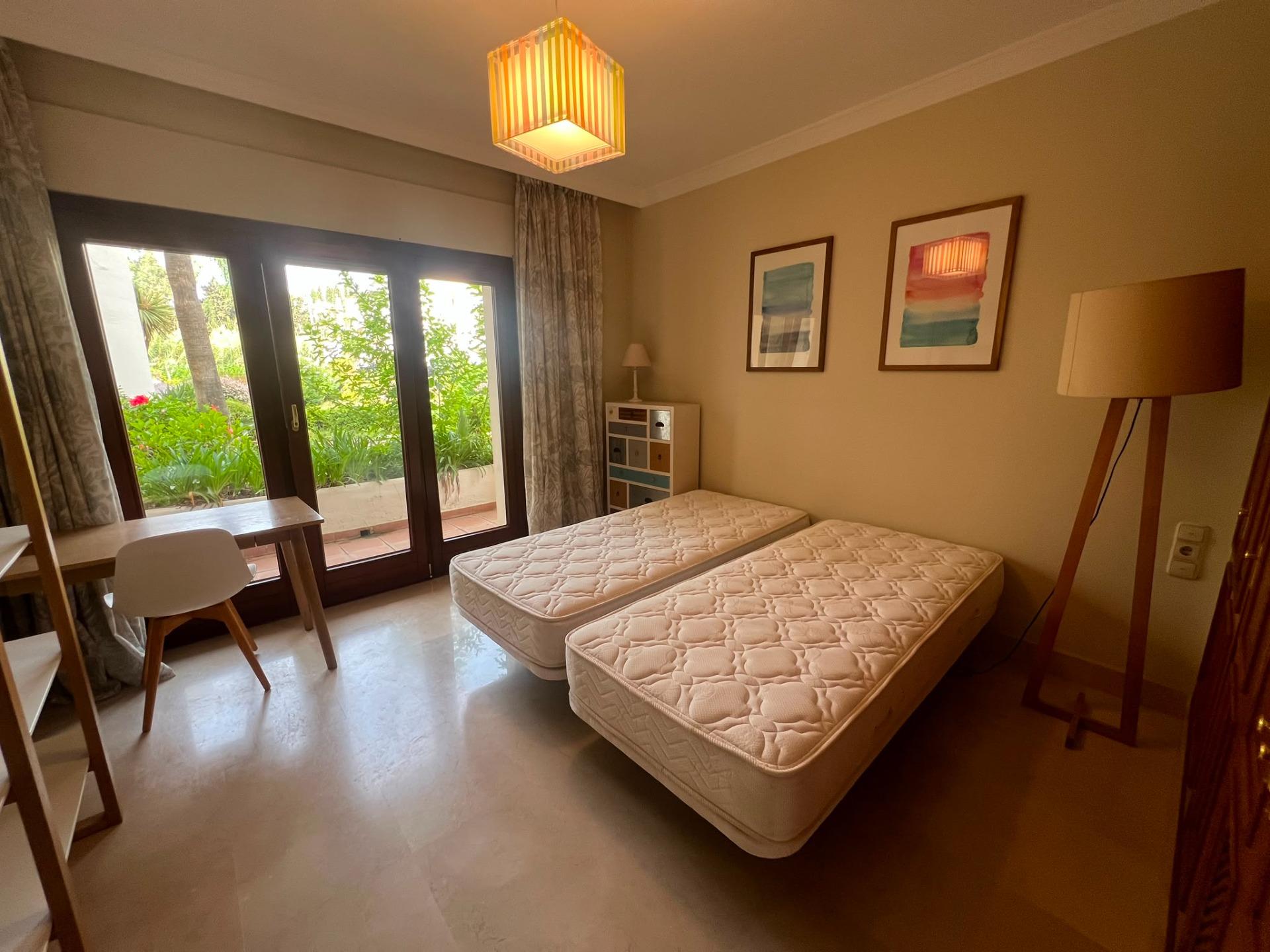 Fabuloso apartamento en planta baja, en una de las urbanizac - foto 24