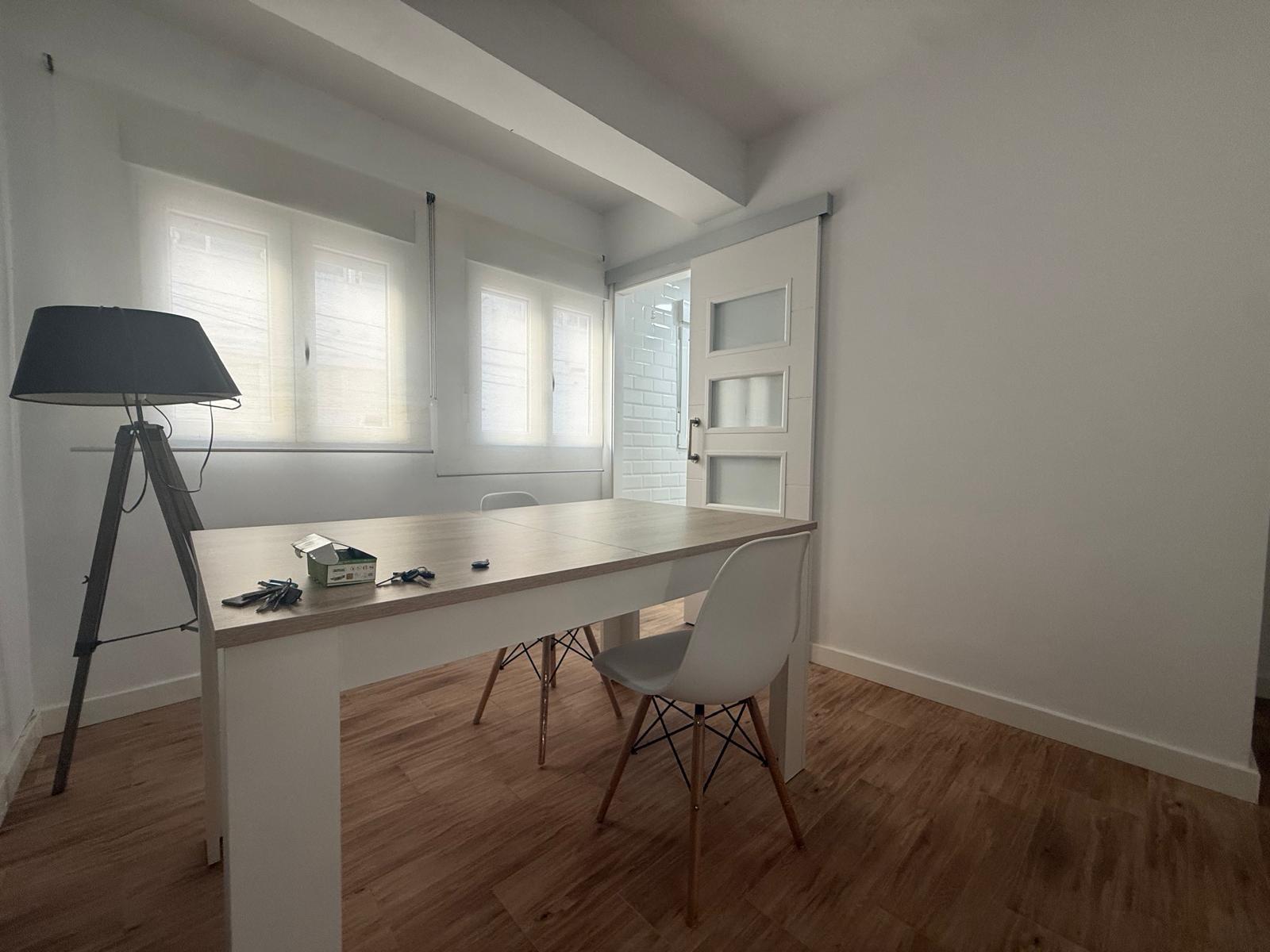 Oportunidad única: Apartamento reformado en Mérida, zona Mar - foto 2