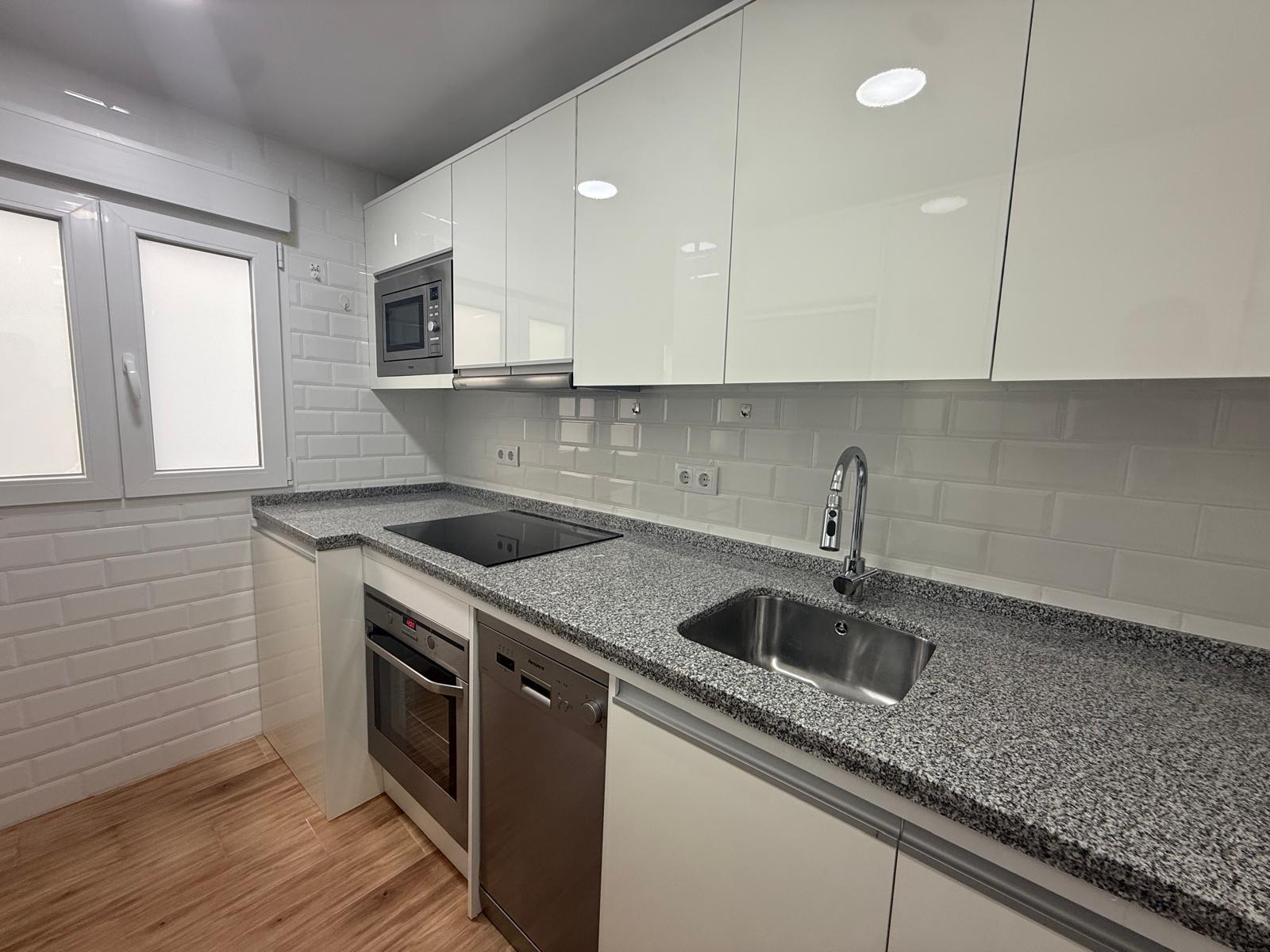 Oportunidad única: Apartamento reformado en Mérida, zona Mar - foto 4