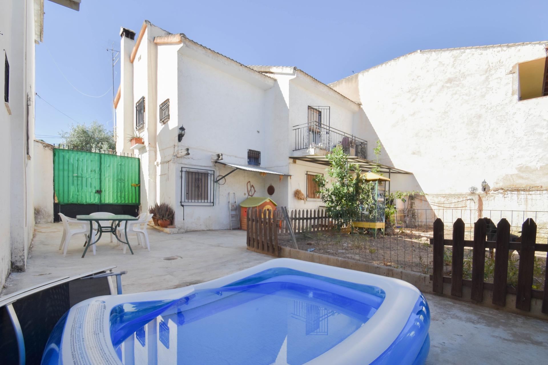 Chalet para reformar a tu gusto y sacarle rentabilidad desde - foto 3