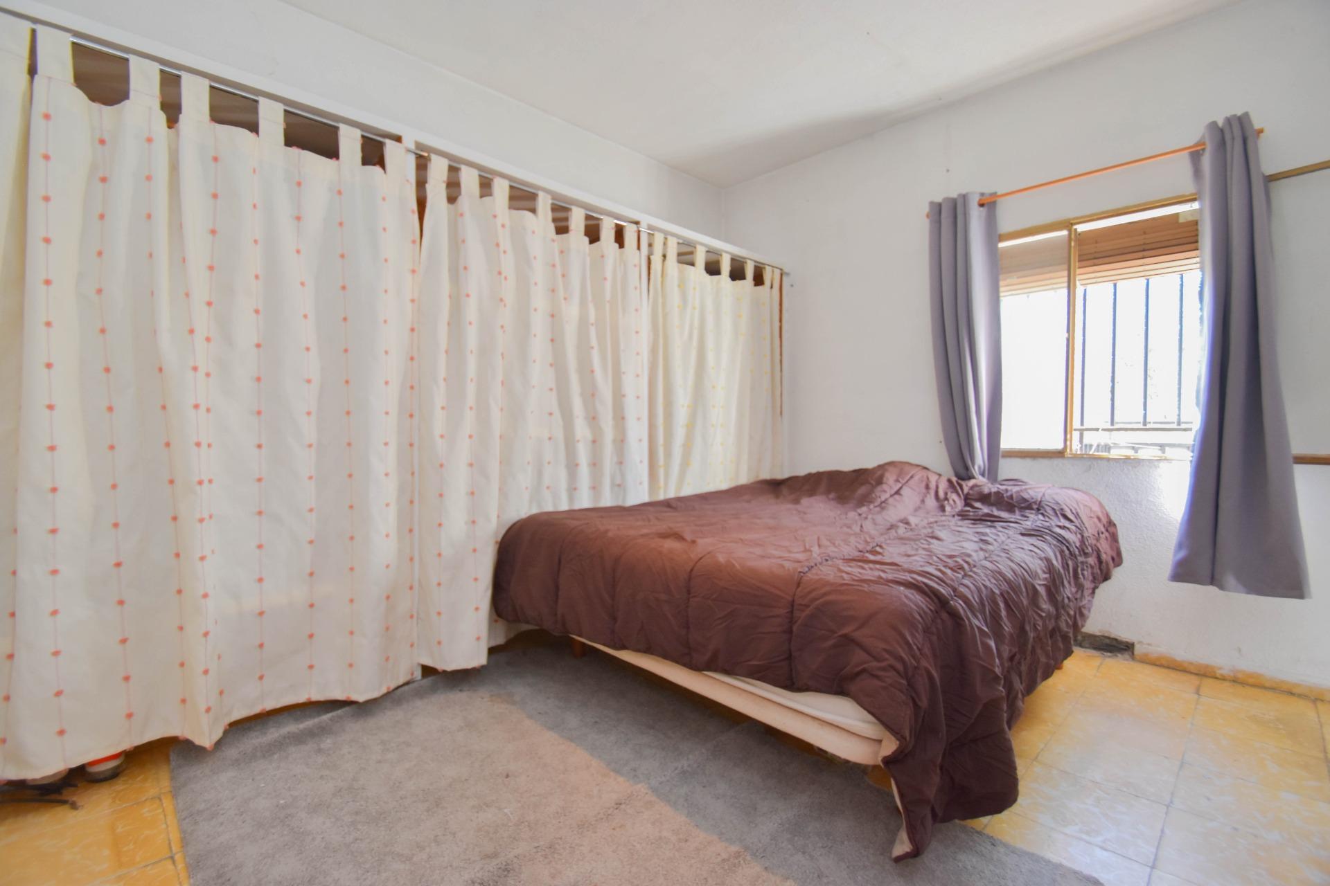 Chalet para reformar a tu gusto y sacarle rentabilidad desde - foto 5