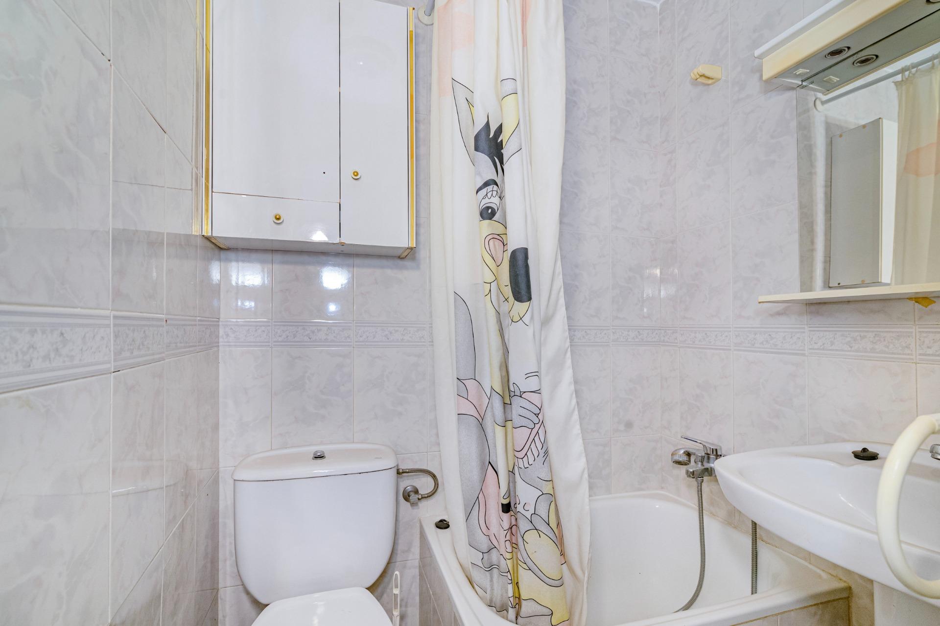 Amplio Chalet en Zaidín, Granada - Oportunidad de Inversión - foto 46
