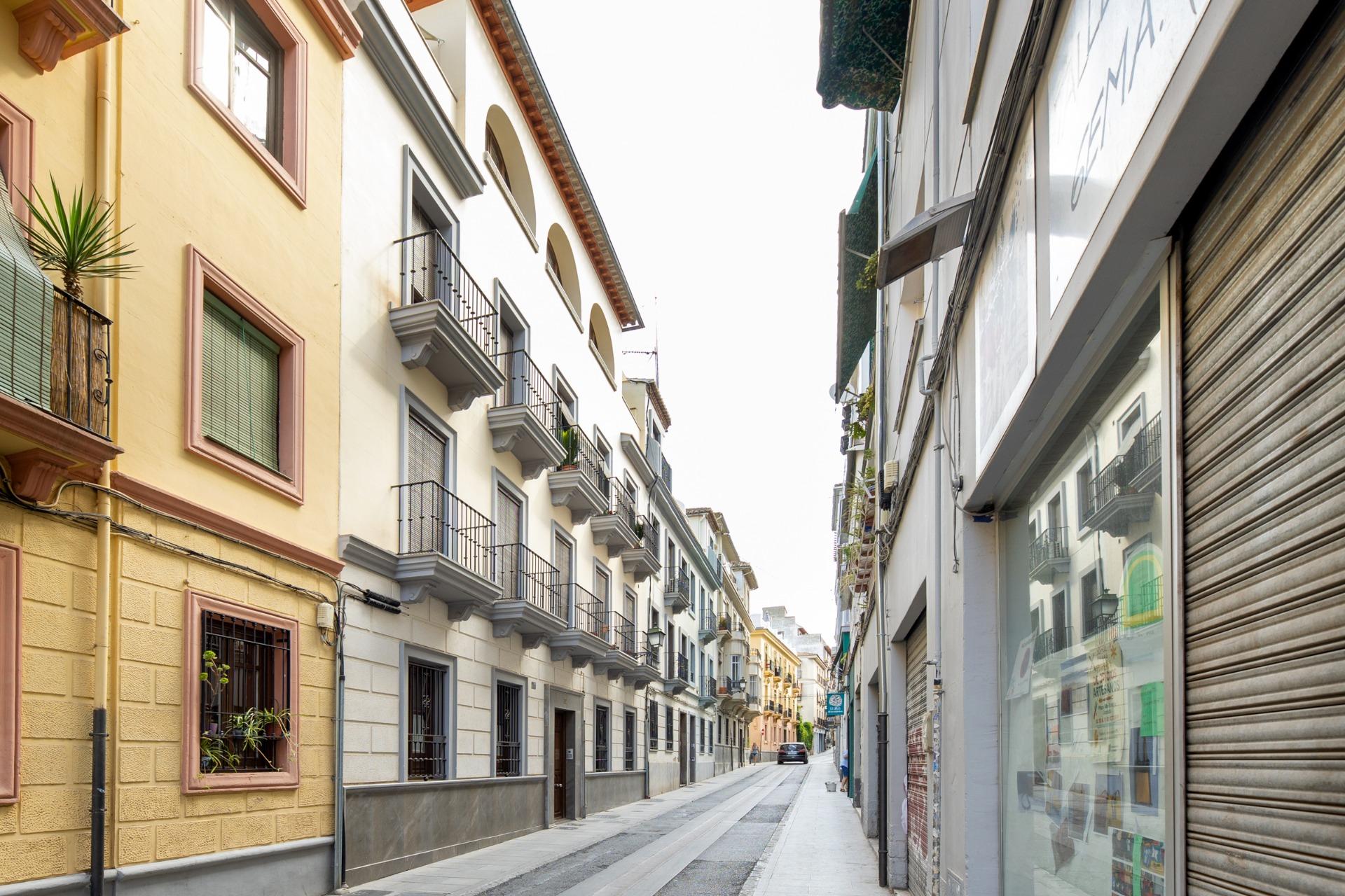 MARAVILLOSO ATICO EN CENTRO DE GRANADA - foto 25