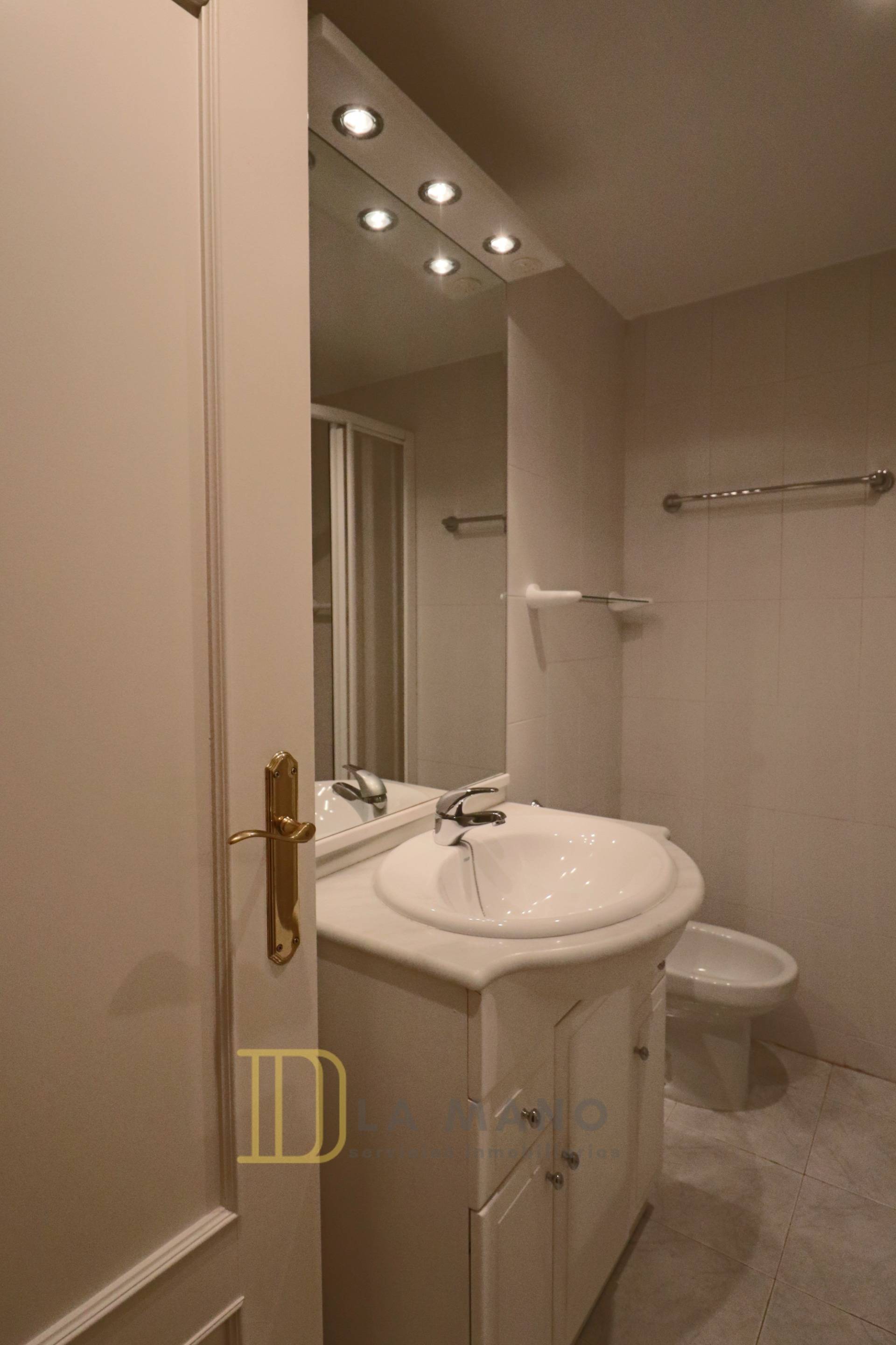 BONITO APARTAMENTO EQUIPADO Y CON WIFI INCLUIDO - foto 14