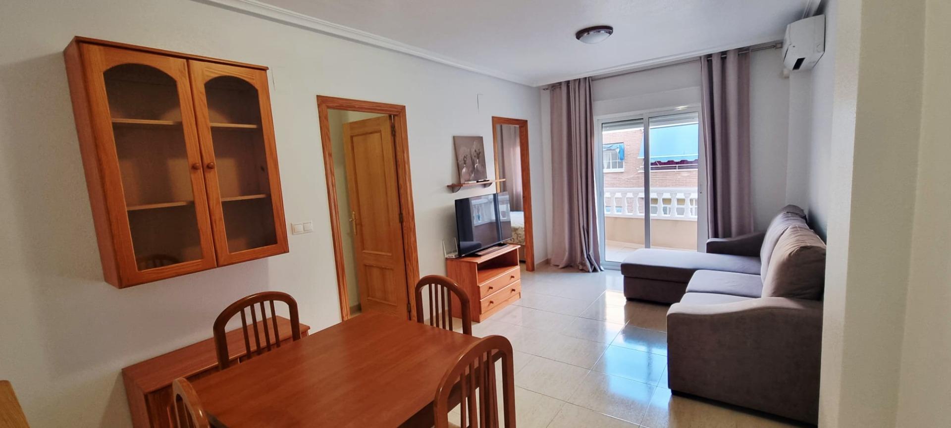 se vende un piso de 2 dormitorios en comunidad con piscina e - foto 4