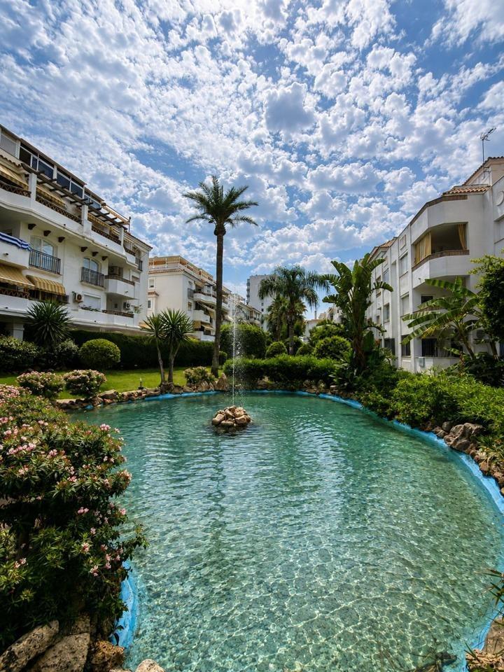 Ático reformado con 70m2 terraza en Benalmar Playa, Benalmád - foto 32