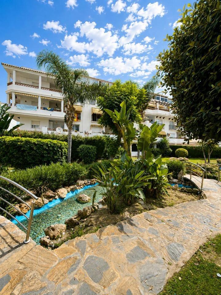 Ático reformado con 70m2 terraza en Benalmar Playa, Benalmád - foto 33