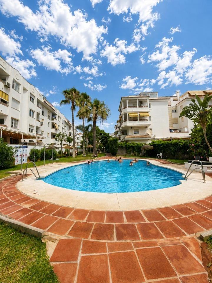Ático reformado con 70m2 terraza en Benalmar Playa, Benalmád - foto 37