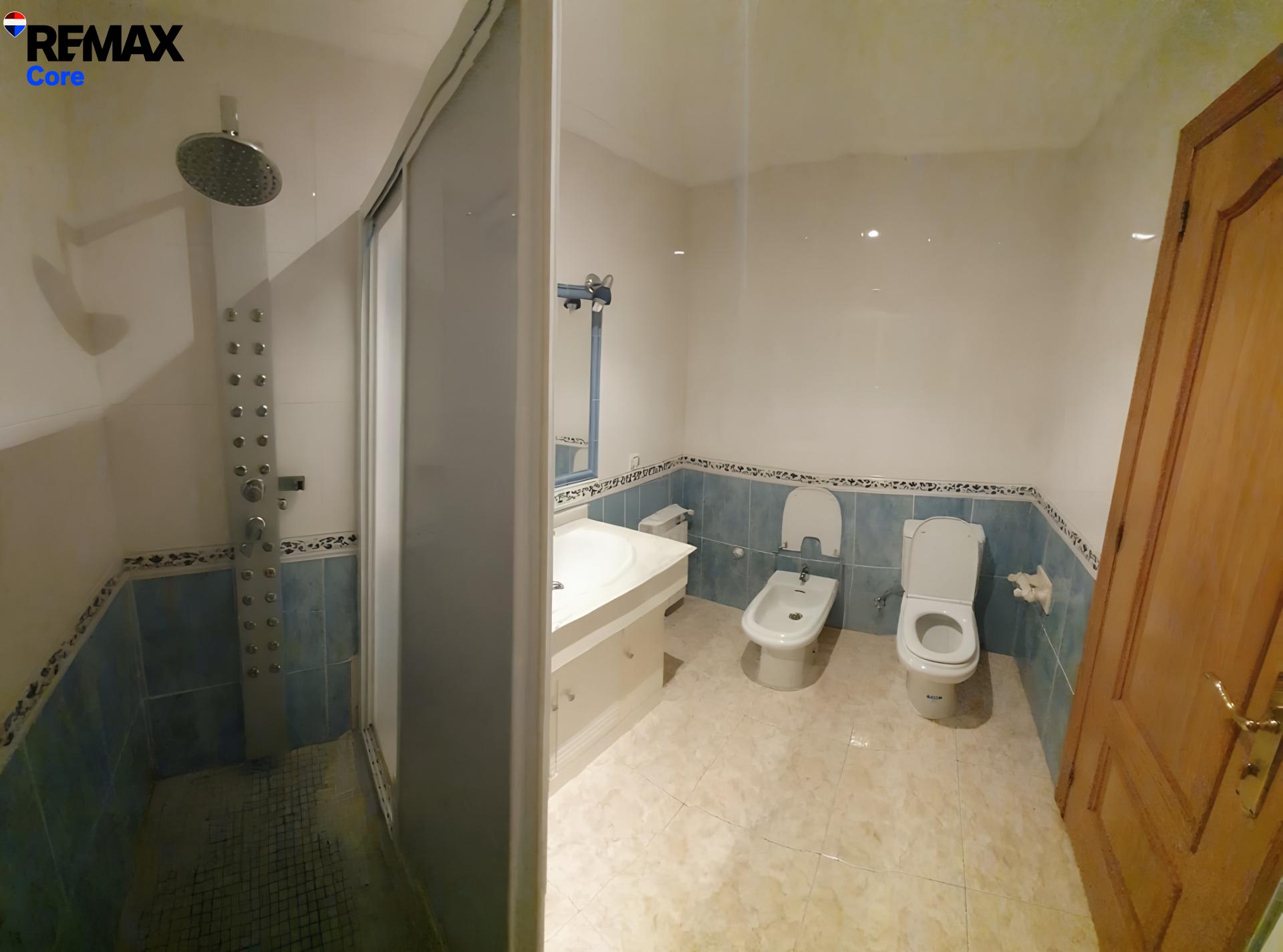 Espectacular Chalet Independiente de 320 m2 con Gran Parcela - foto 14