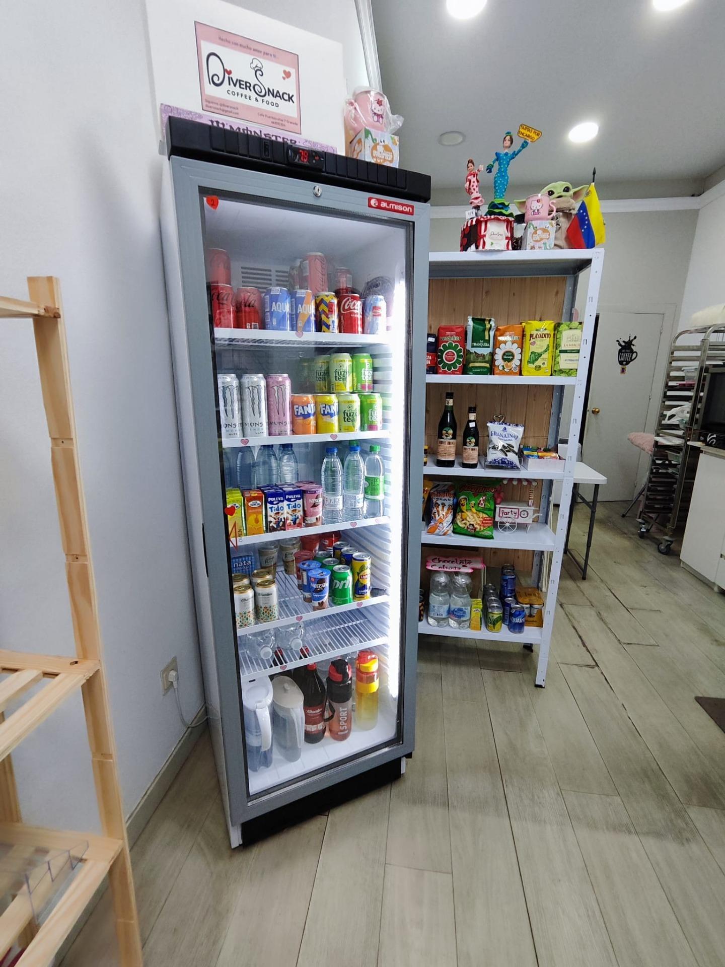 ¡Gran oportunidad de negocio en pleno centro de Granada! - foto 4