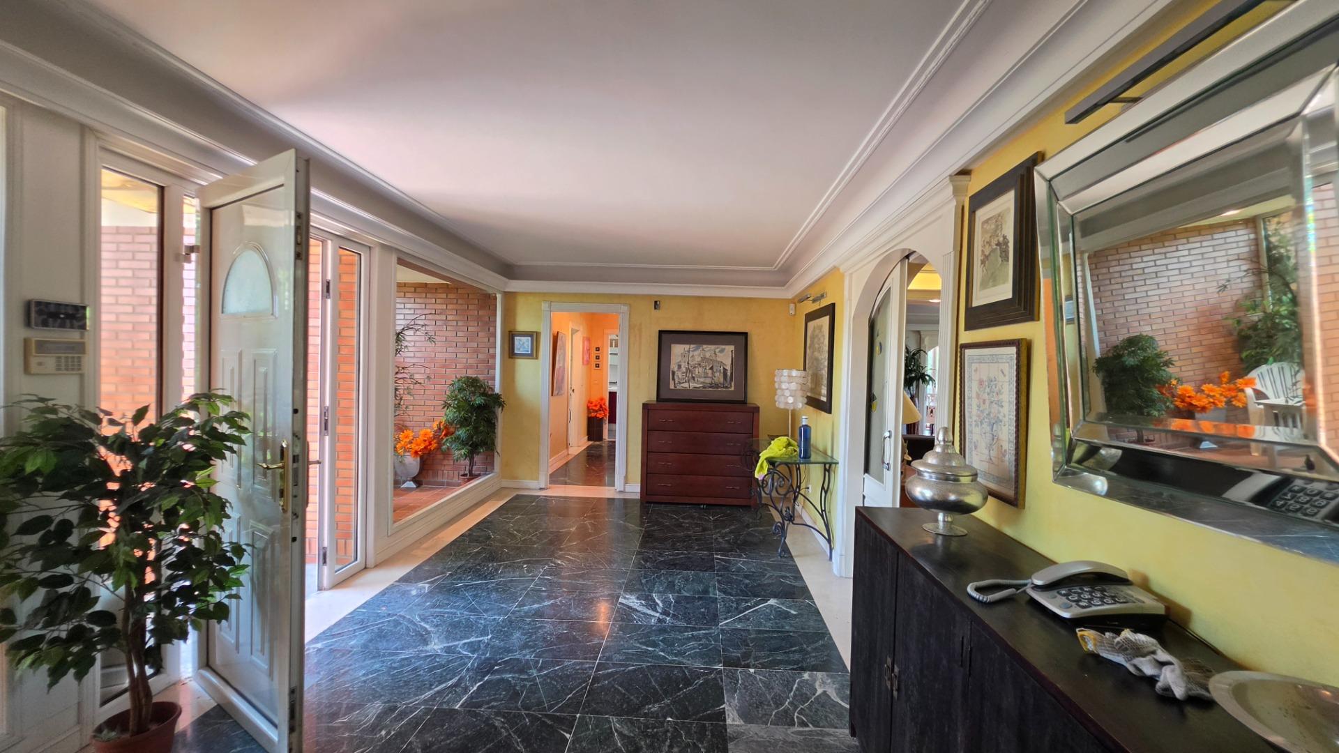 Exclusiva Finca  con Residencia de Lujo y Hostelería en Sanc - foto 11