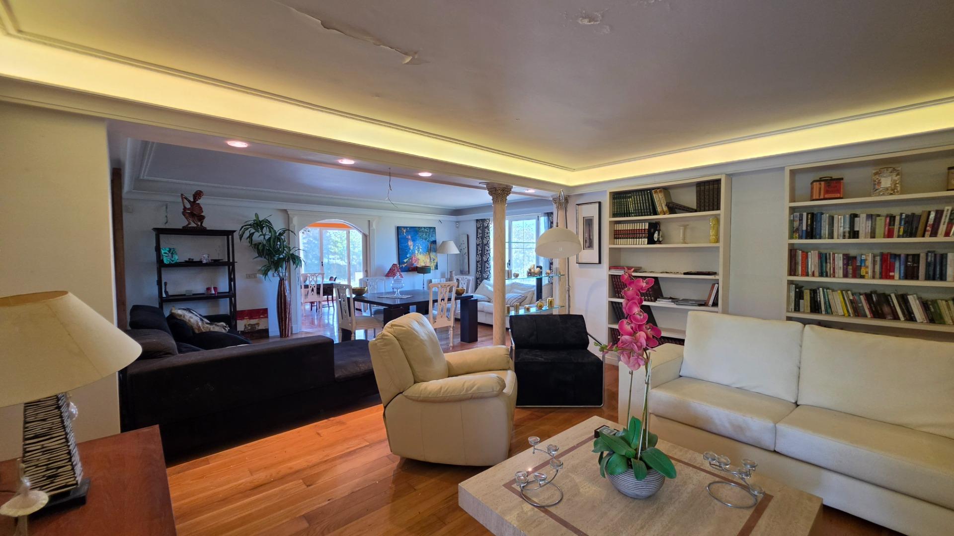 Exclusiva Finca  con Residencia de Lujo y Hostelería en Sanc - foto 16