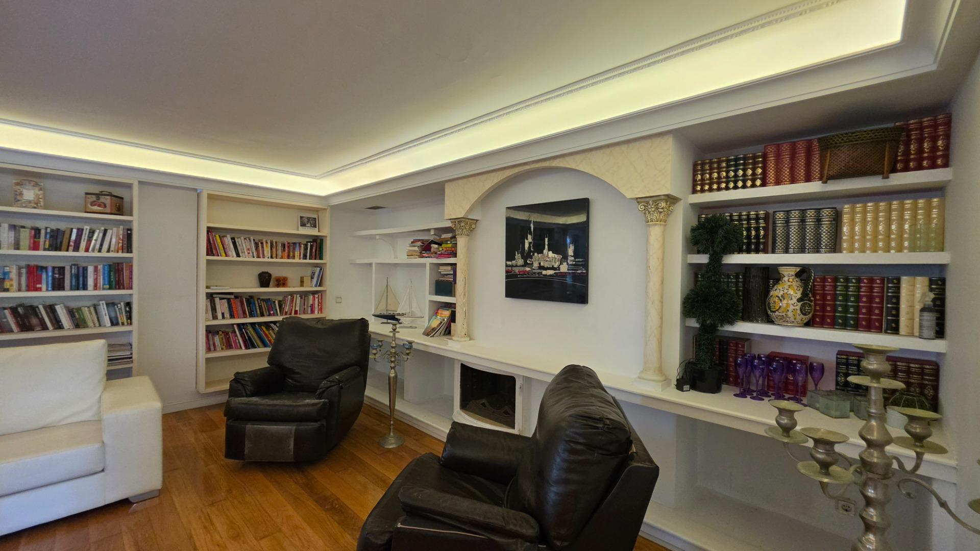 Exclusiva Finca  con Residencia de Lujo y Hostelería en Sanc - foto 17