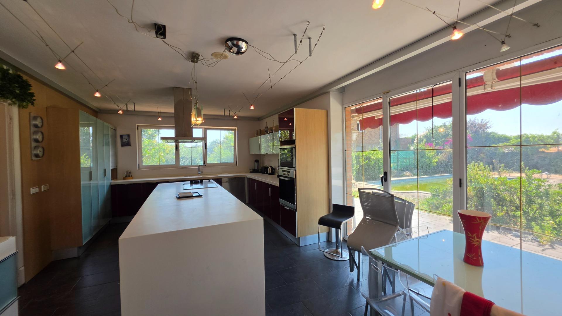 Exclusiva Finca  con Residencia de Lujo y Hostelería en Sanc - foto 24