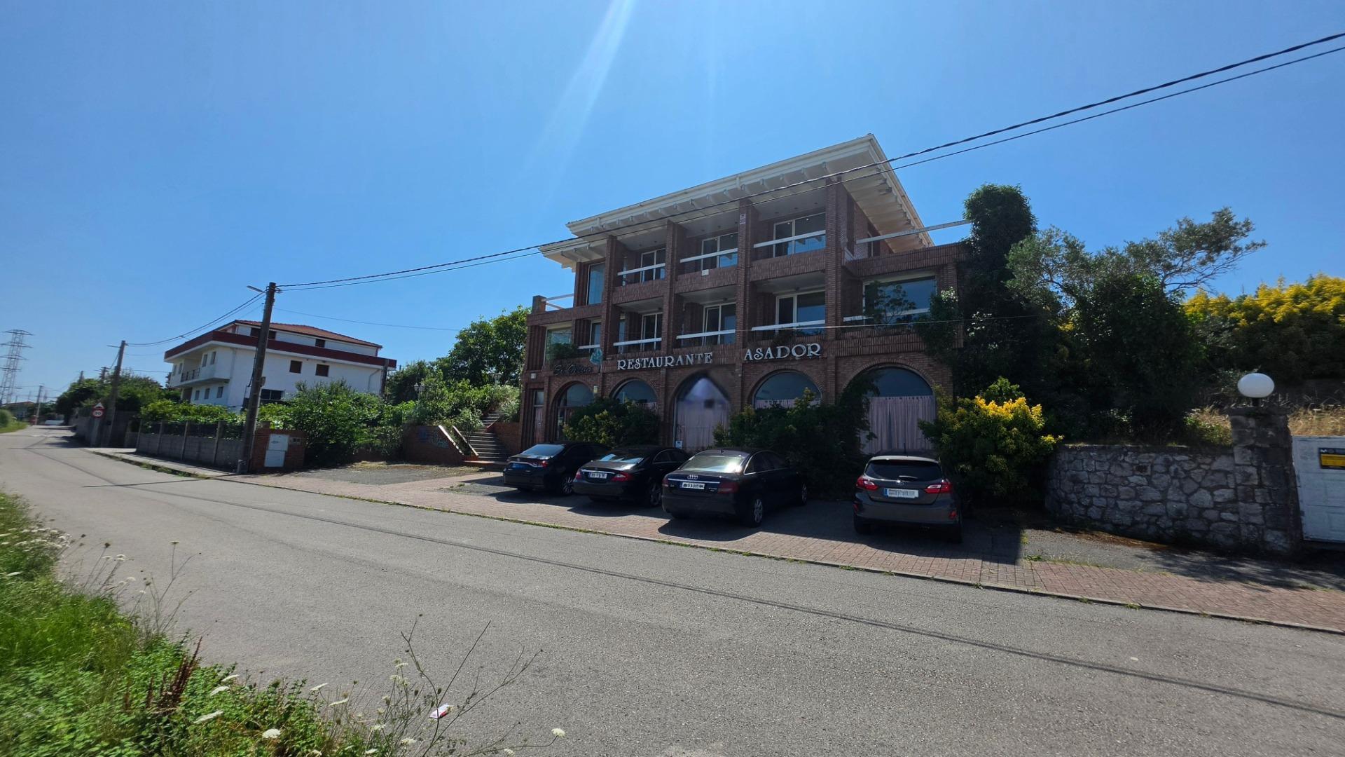 Exclusiva Finca  con Residencia de Lujo y Hostelería en Sanc - foto 4