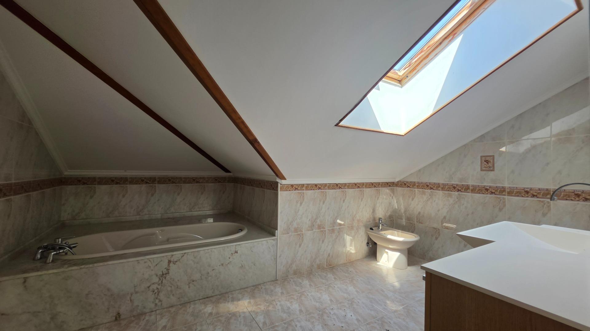 Exclusiva Finca  con Residencia de Lujo y Hostelería en Sanc - foto 32