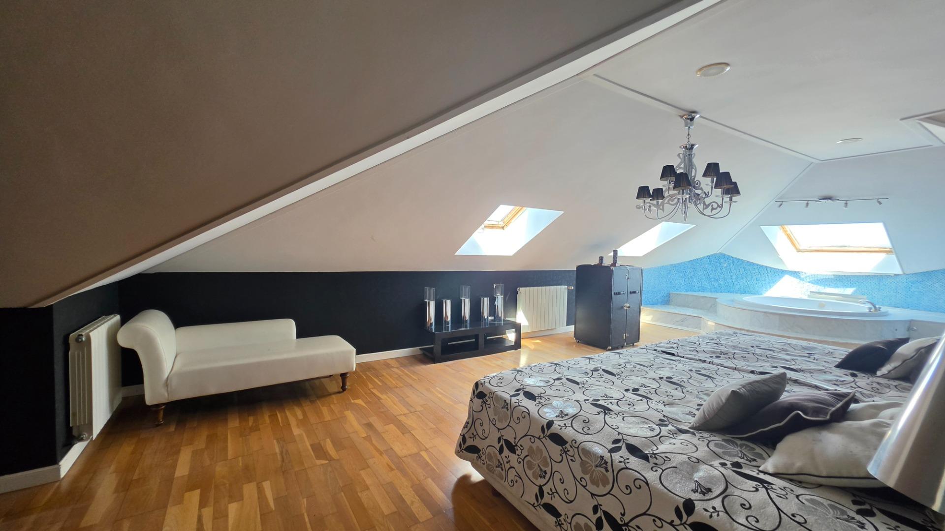 Exclusiva Finca  con Residencia de Lujo y Hostelería en Sanc - foto 38