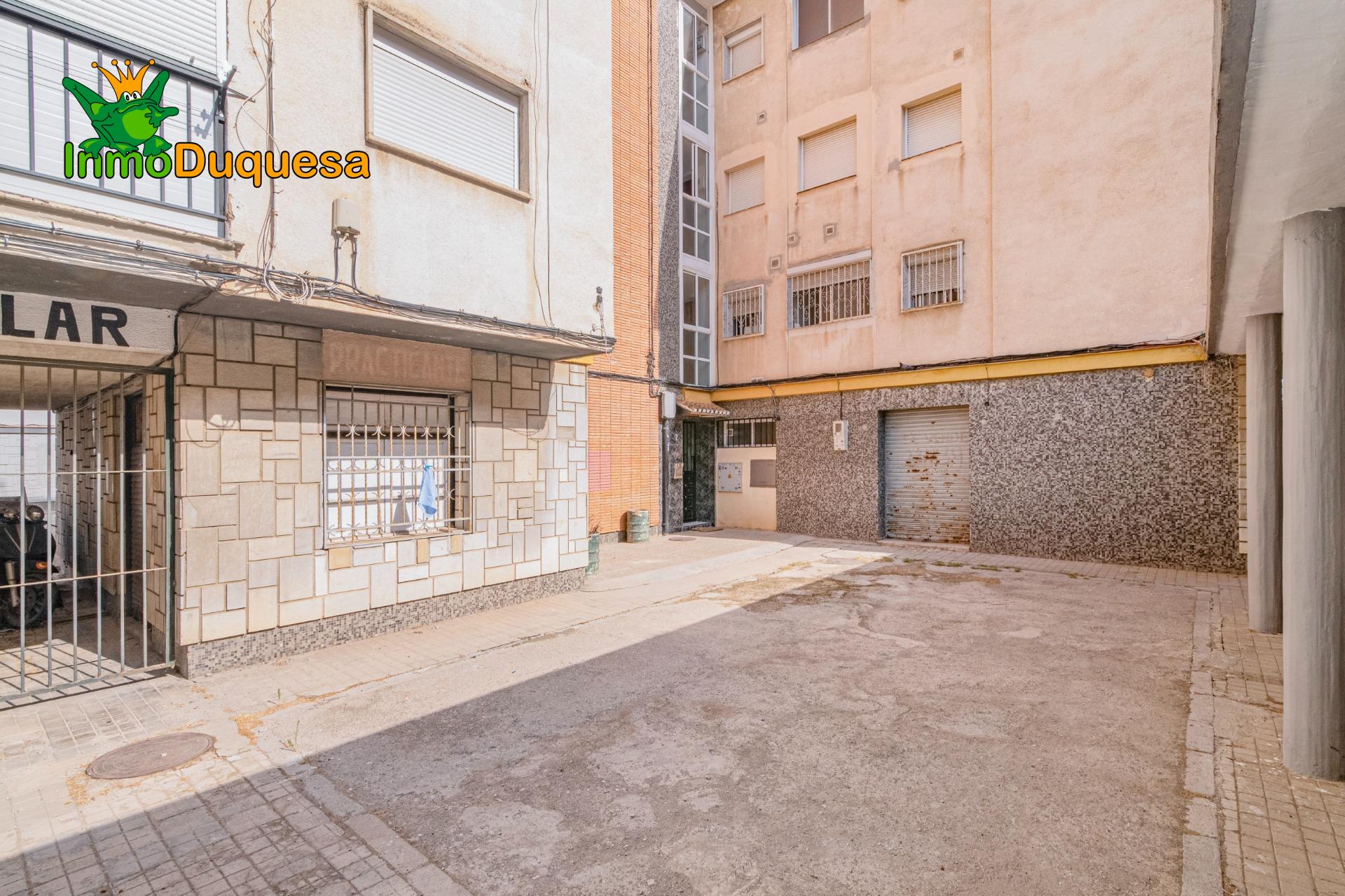 Piso REFORMADO en el Zaidín de 3 dorm. (Con APARCAMIENTO) - foto 30