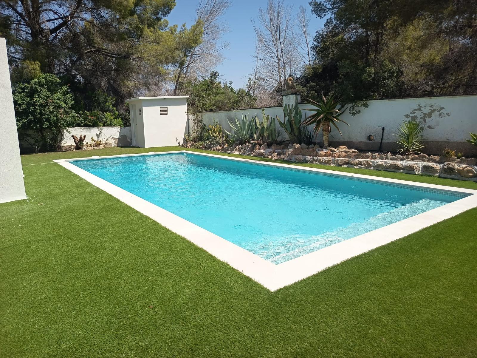 Villa única en Albir, totalmente reformado con piscina y gar - foto 2