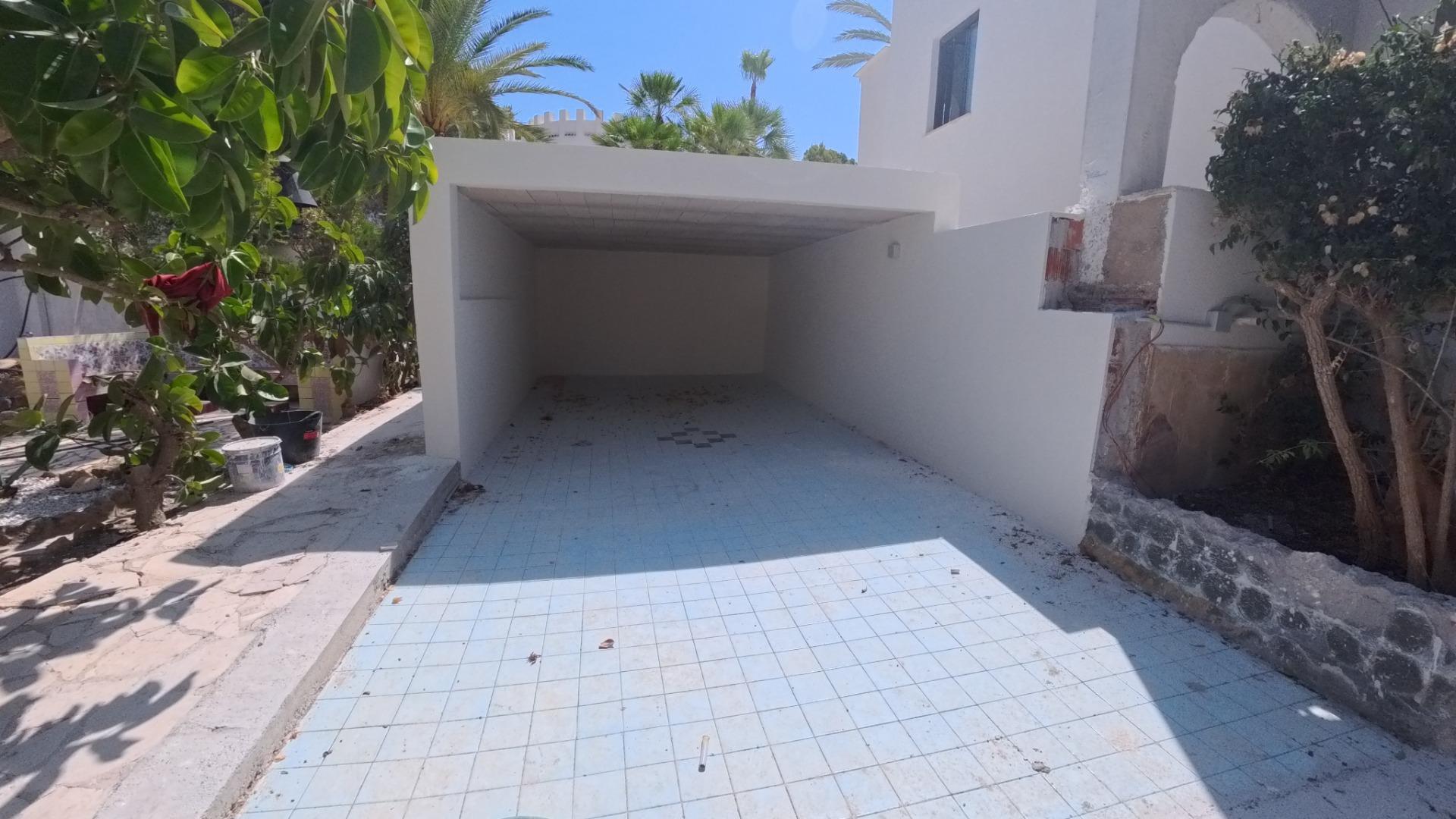 Villa única en Albir, totalmente reformado con piscina y gar - foto 26