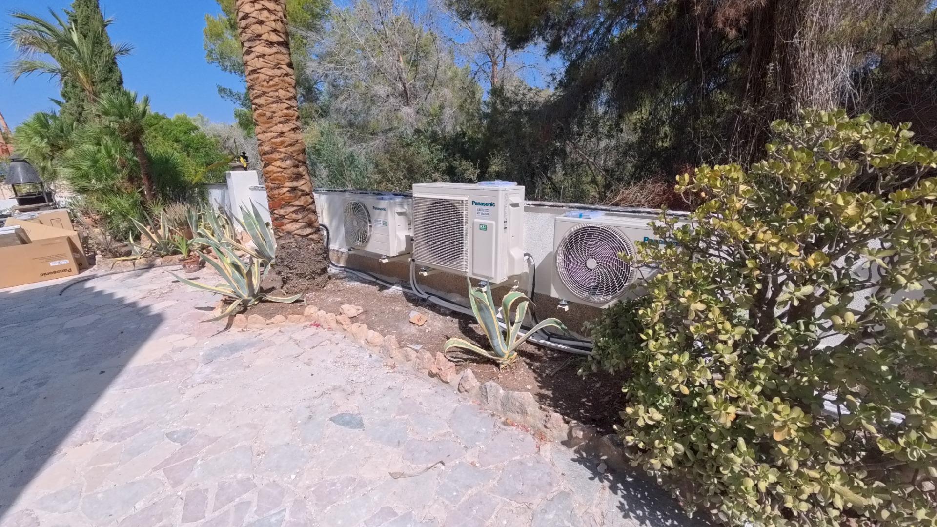 Villa única en Albir, totalmente reformado con piscina y gar - foto 29