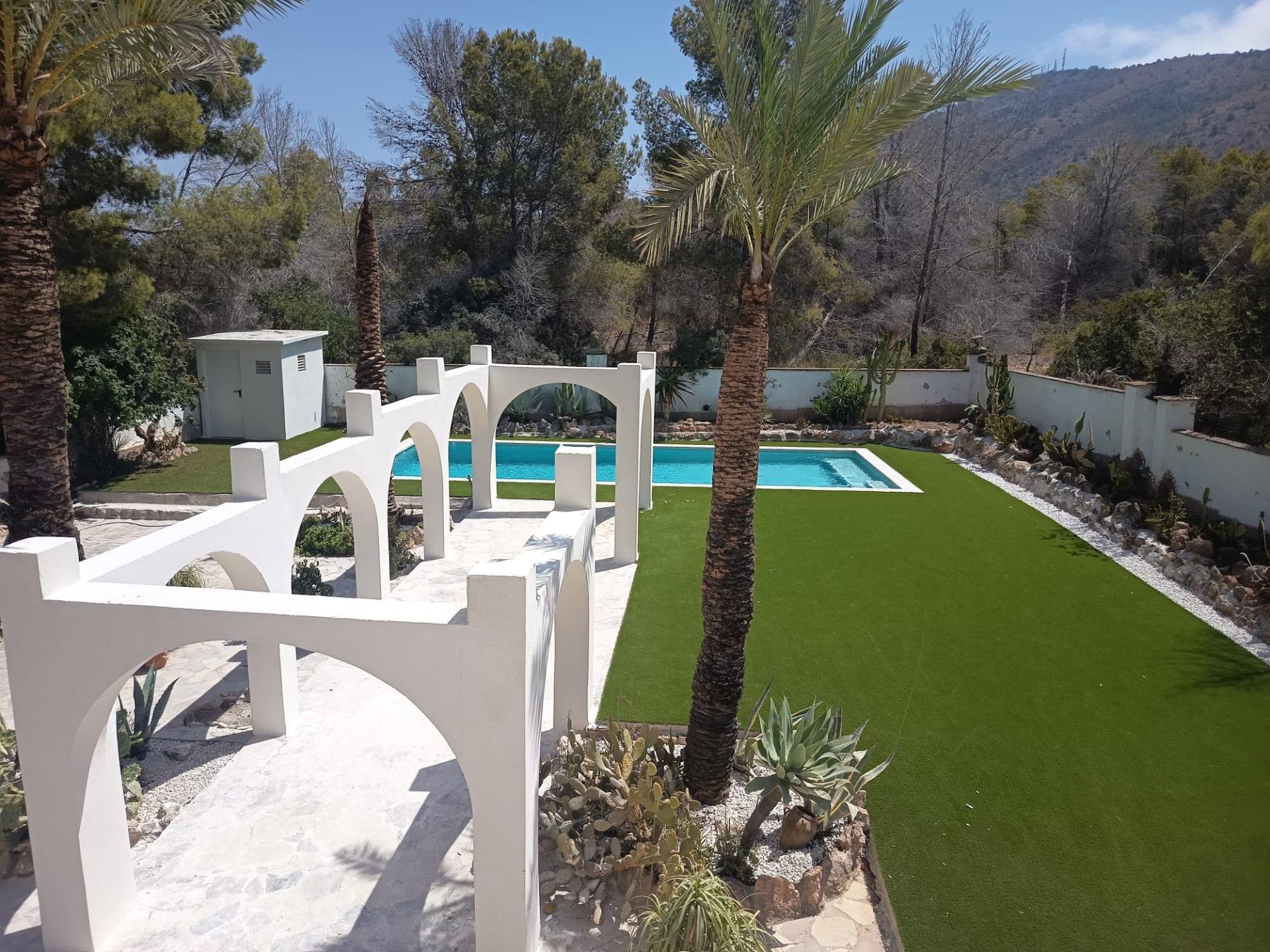 Villa única en Albir, totalmente reformado con piscina y gar - foto 4