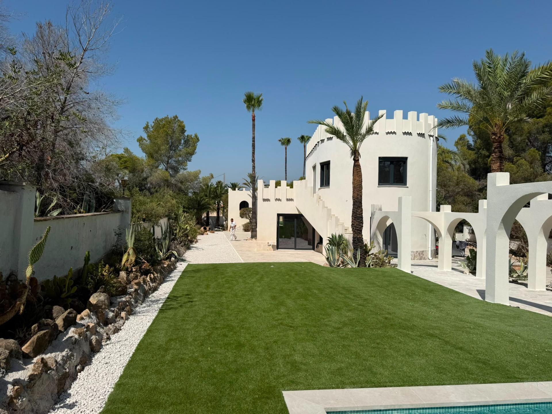 Villa única en Albir, totalmente reformado con piscina y gar - foto 35