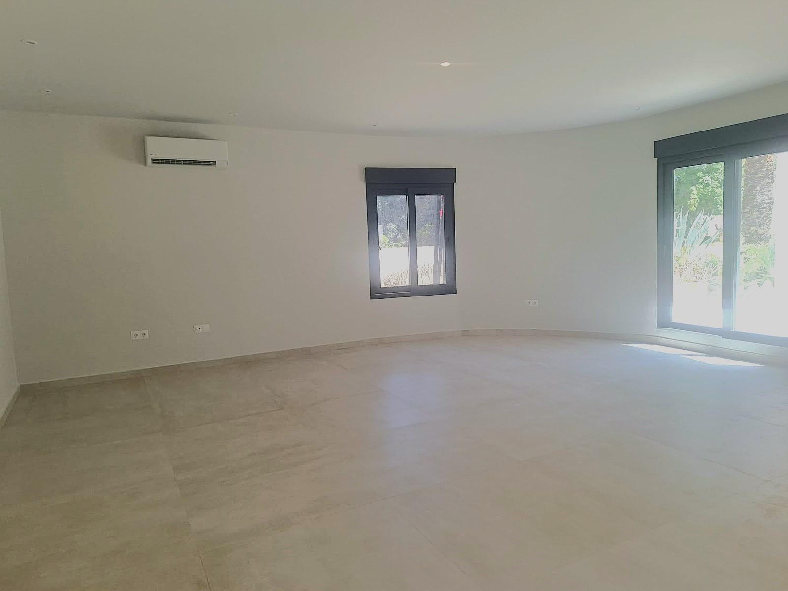 Villa única en Albir, totalmente reformado con piscina y gar - foto 6