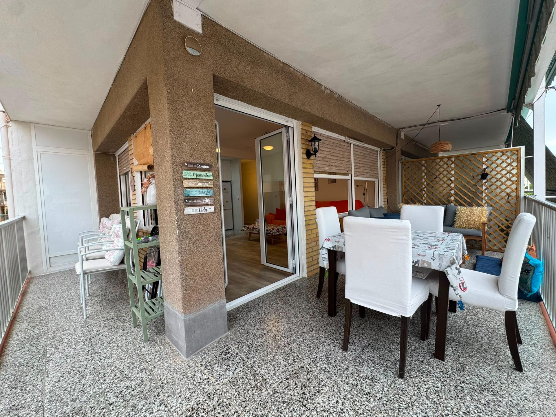 VIVE A 50 METROS DEL MAR TODO EL AÑO: Amplia vivienda de 4 d - foto 12