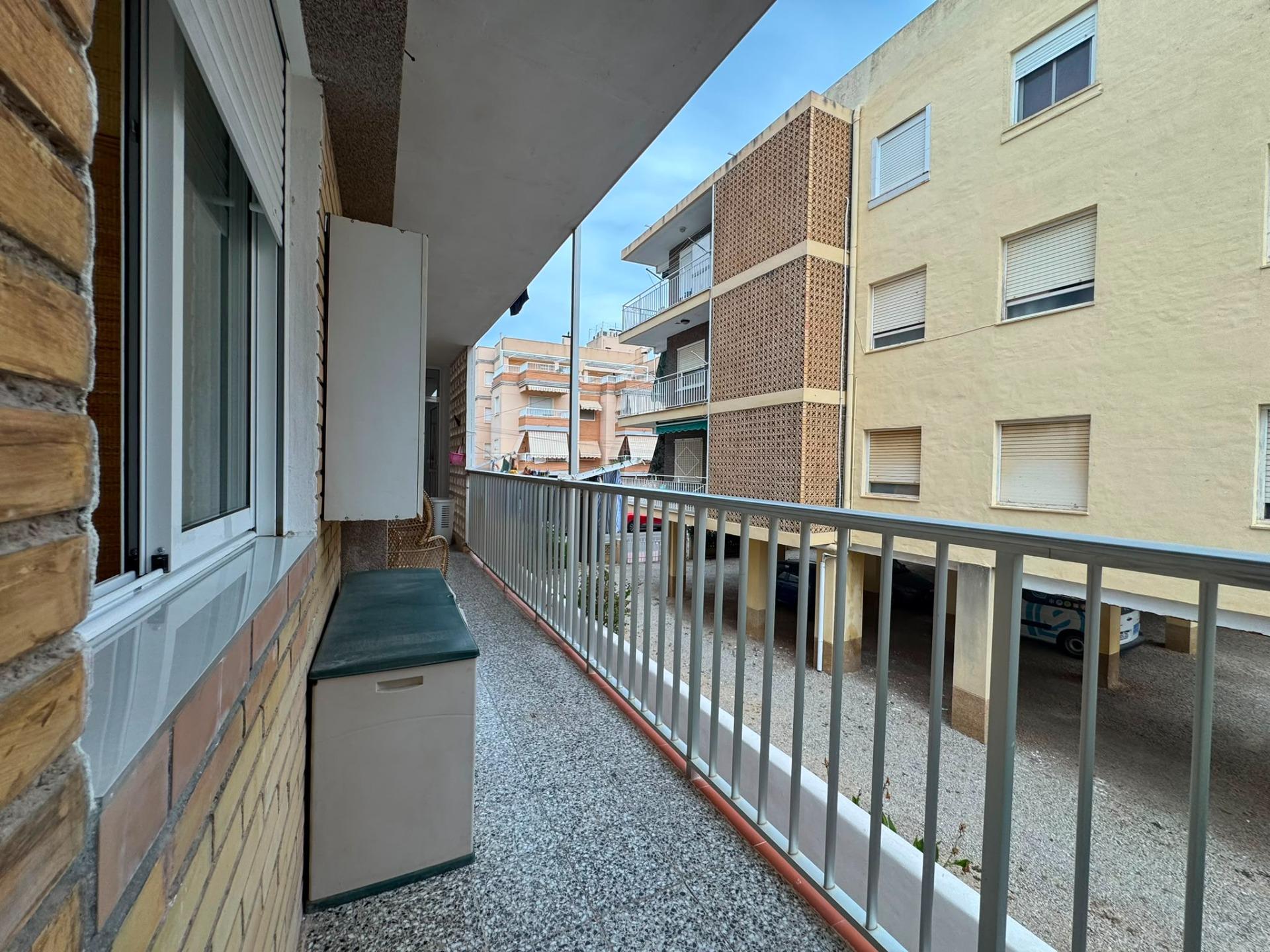 VIVE A 50 METROS DEL MAR TODO EL AÑO: Amplia vivienda de 4 d - foto 13
