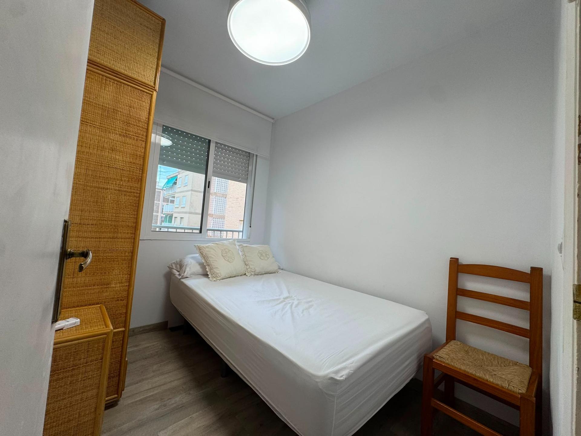 VIVE A 50 METROS DEL MAR TODO EL AÑO: Amplia vivienda de 4 d - foto 20