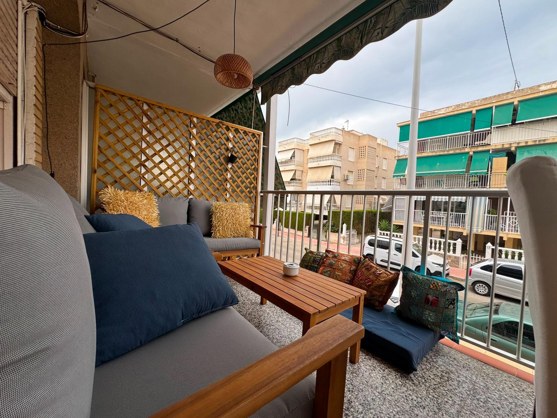 VIVE A 50 METROS DEL MAR TODO EL AÑO: Amplia vivienda de 4 d - foto 10