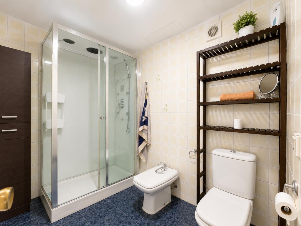 EXCLUSIVA VIVIENDA DE 4 D. CON PISCINA,  Y VISTAS DESPEJADAS - foto 13