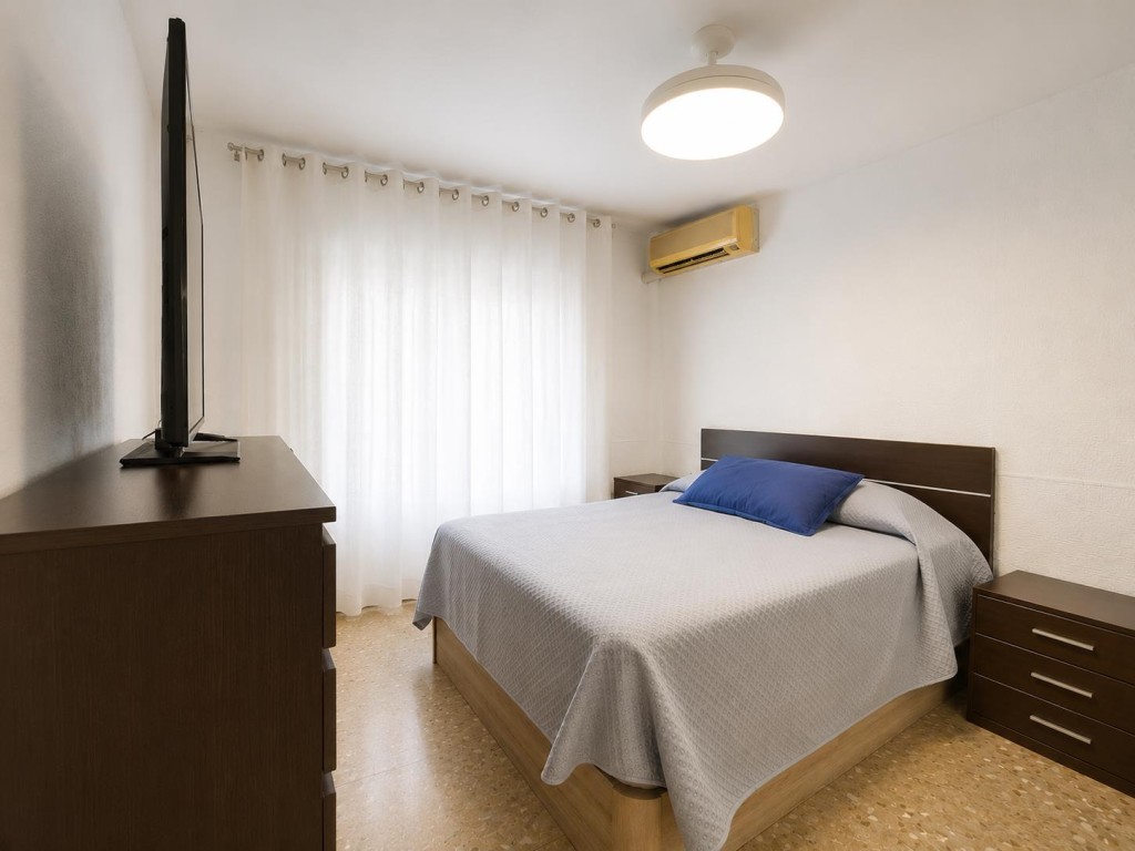 EXCLUSIVA VIVIENDA DE 4 D. CON PISCINA,  Y VISTAS DESPEJADAS - foto 15
