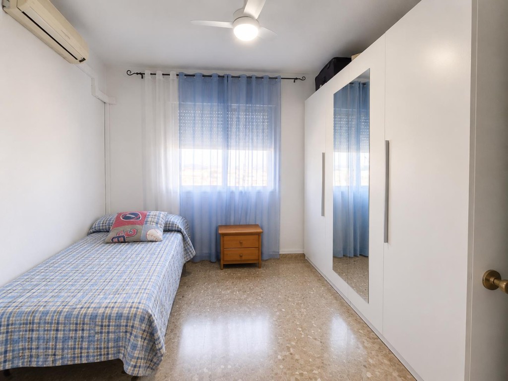 EXCLUSIVA VIVIENDA DE 4 D. CON PISCINA,  Y VISTAS DESPEJADAS - foto 22
