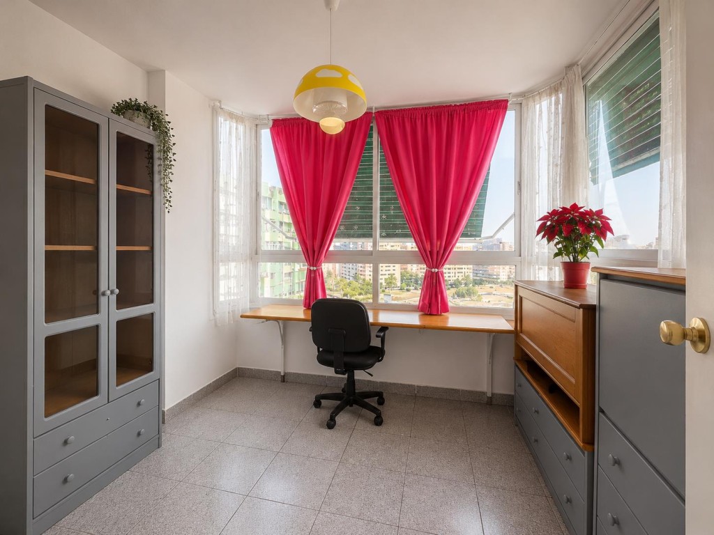 EXCLUSIVA VIVIENDA DE 4 D. CON PISCINA,  Y VISTAS DESPEJADAS - foto 8