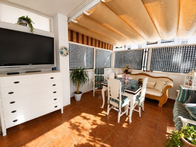 ESTUPENDO PISO EN VENTA EN SABINILLAS - foto 2