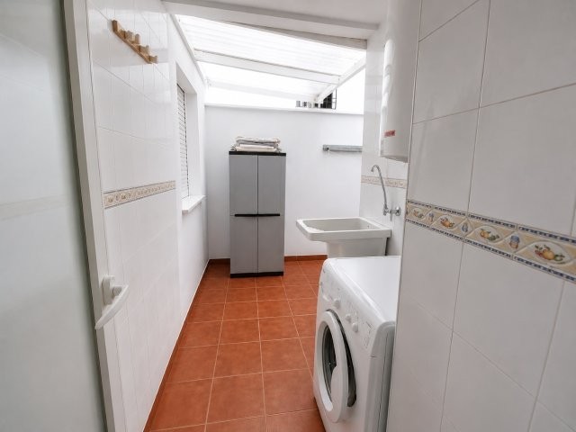 ESTUPENDO PISO EN VENTA EN SABINILLAS - foto 11