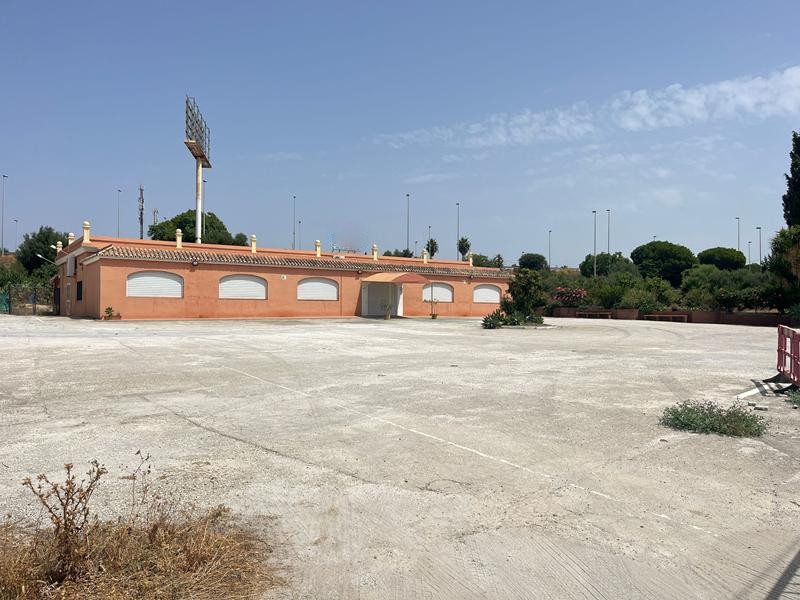 EN VENTA PARCELA RUSTICA CON USO COMERCIAL EN ESTEPONA - foto 17