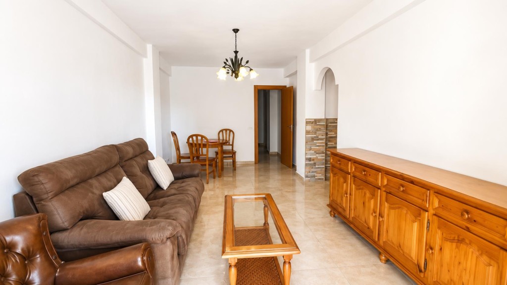 PISO DE 75M2, MUY AMPLIO Y LUMINOSO, BUENÍSIMA ZONA  DE PARQ - foto 14