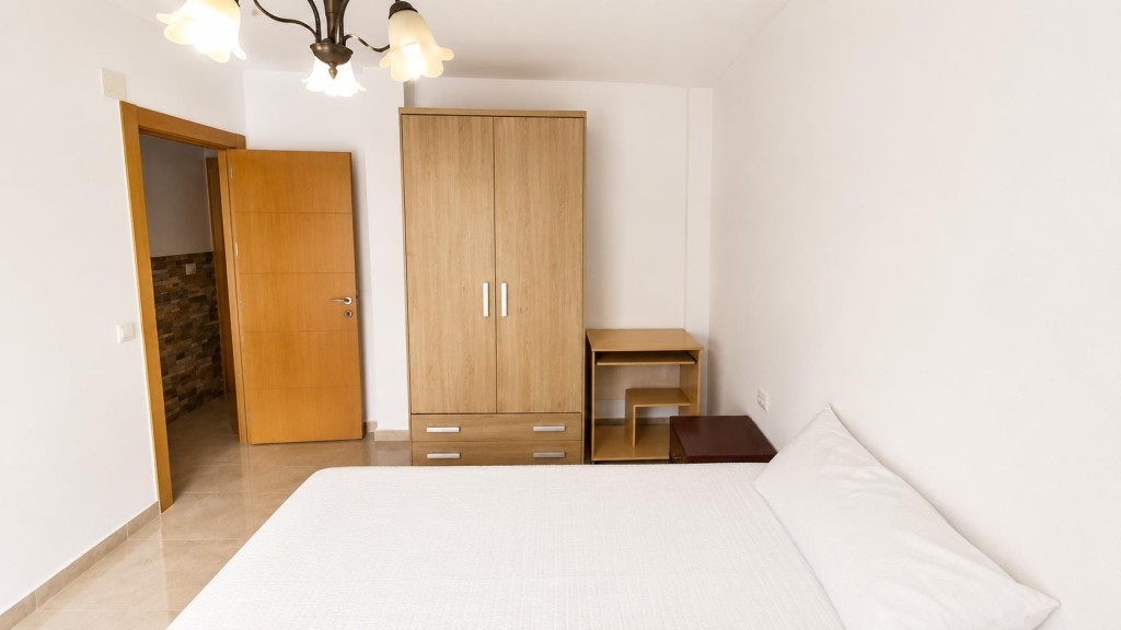 PISO DE 75M2, MUY AMPLIO Y LUMINOSO, BUENÍSIMA ZONA  DE PARQ - foto 20